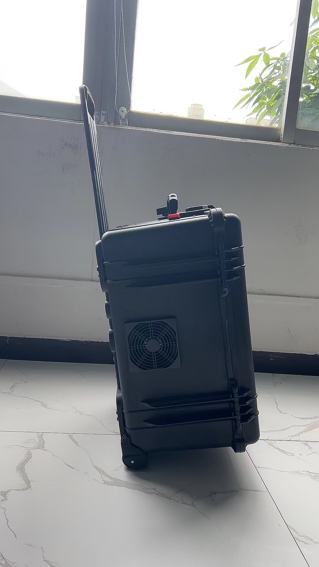 芦溪手拉箱型移动通信干扰器